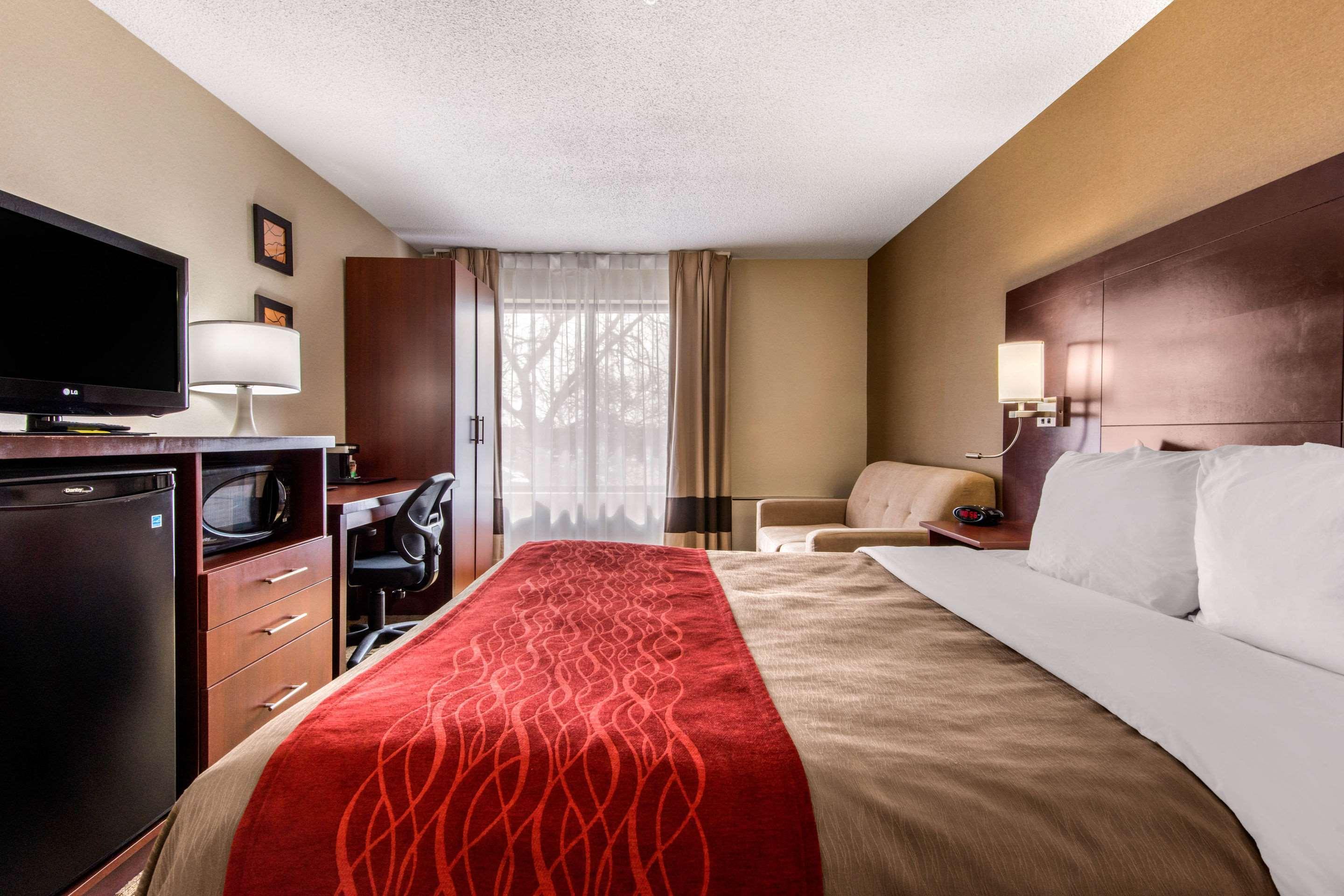 Comfort Inn Airport West Mississauga Extérieur photo