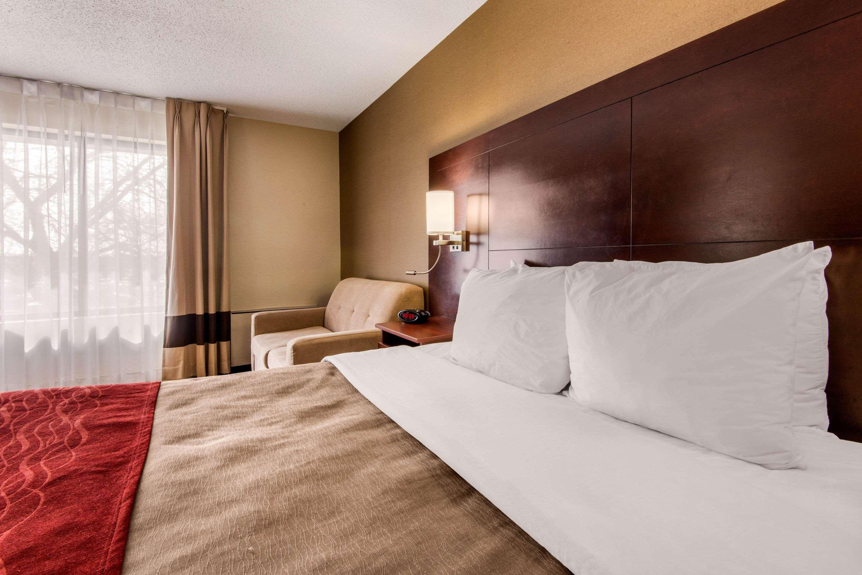 Comfort Inn Airport West Mississauga Extérieur photo