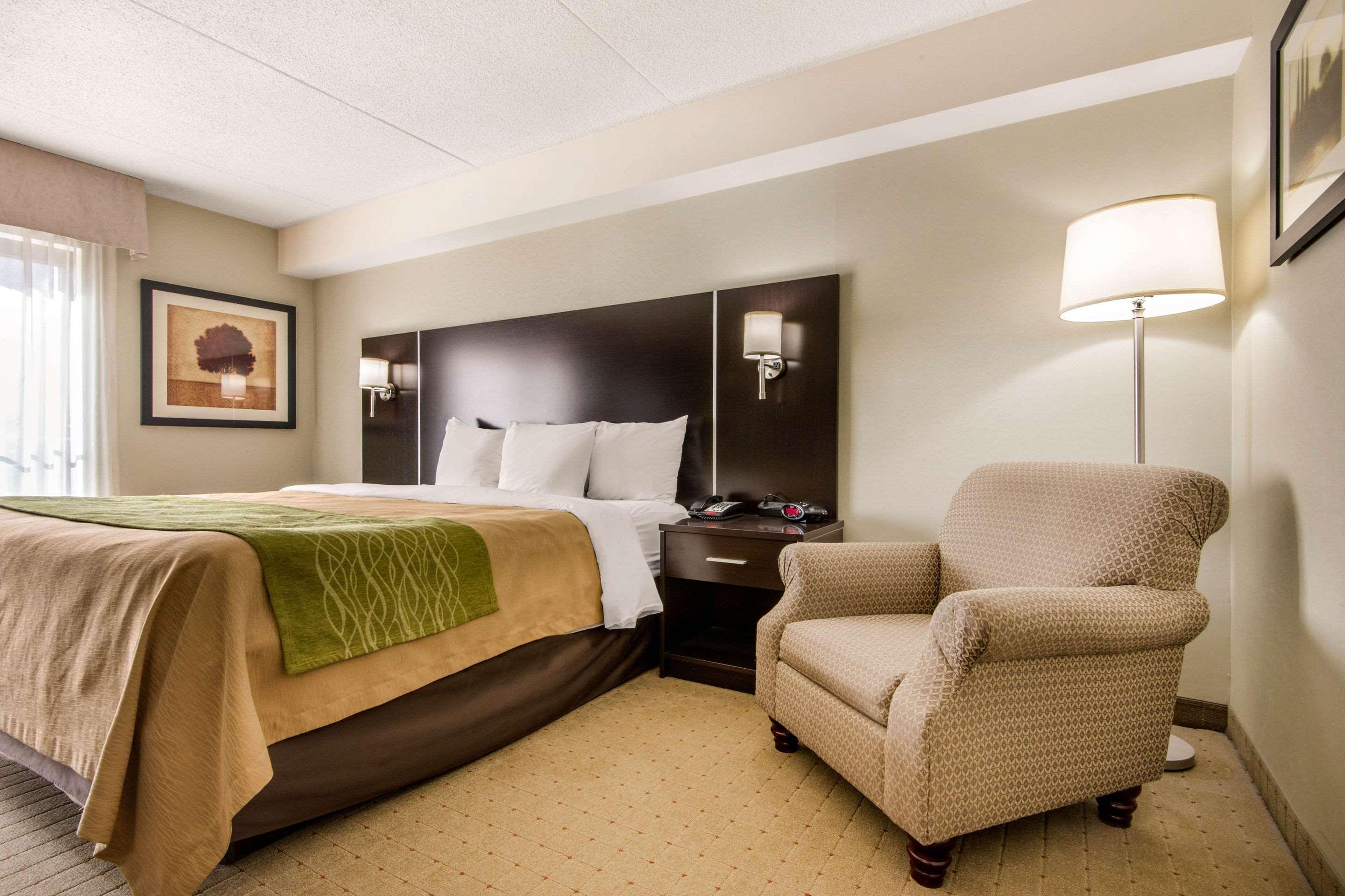 Comfort Inn Airport West Mississauga Extérieur photo