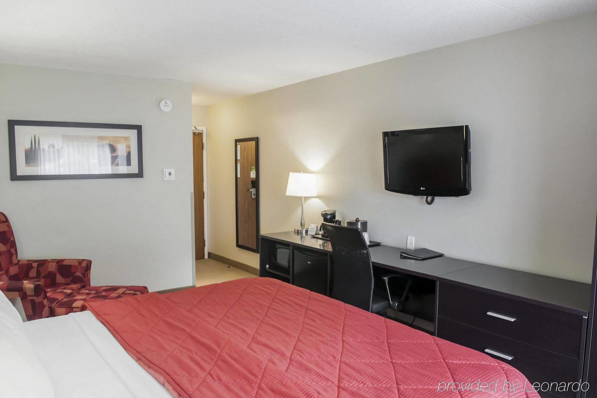 Comfort Inn Airport West Mississauga Extérieur photo