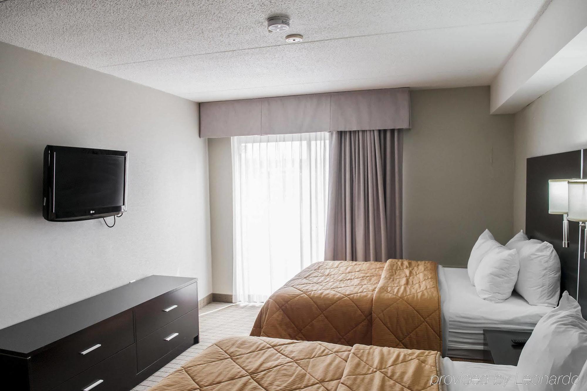 Comfort Inn Airport West Mississauga Extérieur photo